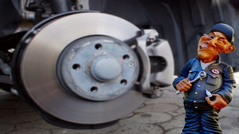 8 Signs That You Need Your Brakes Checked